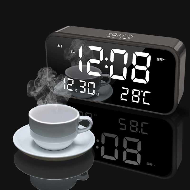 USB electronic alarm clock